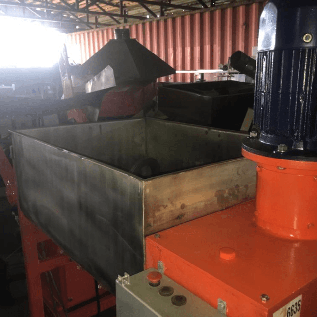 Фаршемешалка 335 л с подьемником инв.6635