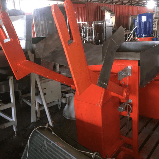 Фаршемешалка 335 л с подьемником инв.6635