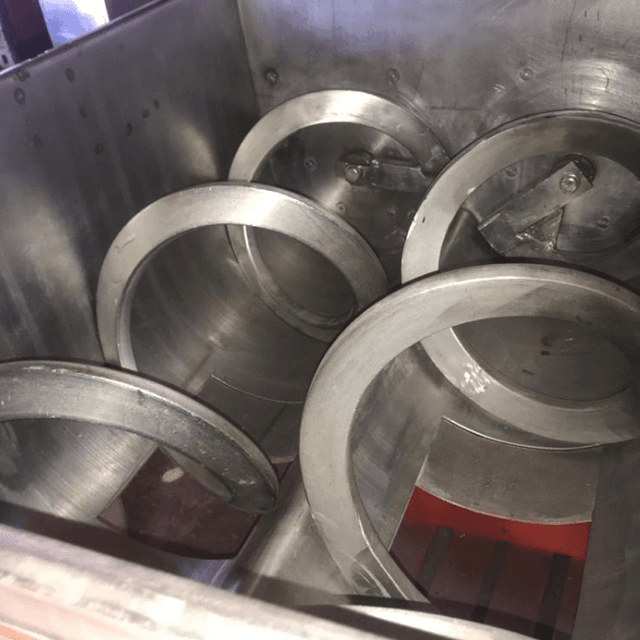 Фаршемешалка 335 л с подьемником инв.6635