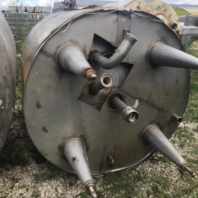 Емкость 2,5м3 инв.9402