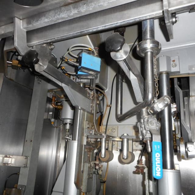 Линия ТВА-3 в упаковку TetraPak 200 инв.6306