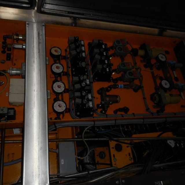 Линия ТВА-3 в упаковку TetraPak 200 инв.6306