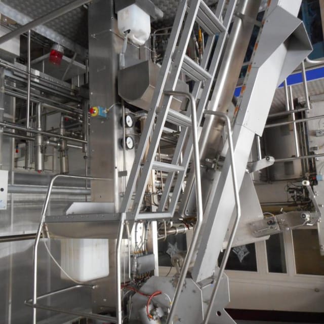 Линия ТВА-3 в упаковку TetraPak 200 инв.6306