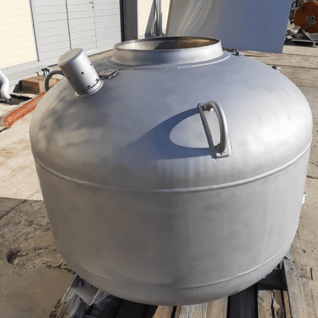 Емкость 0,55куба е.1630