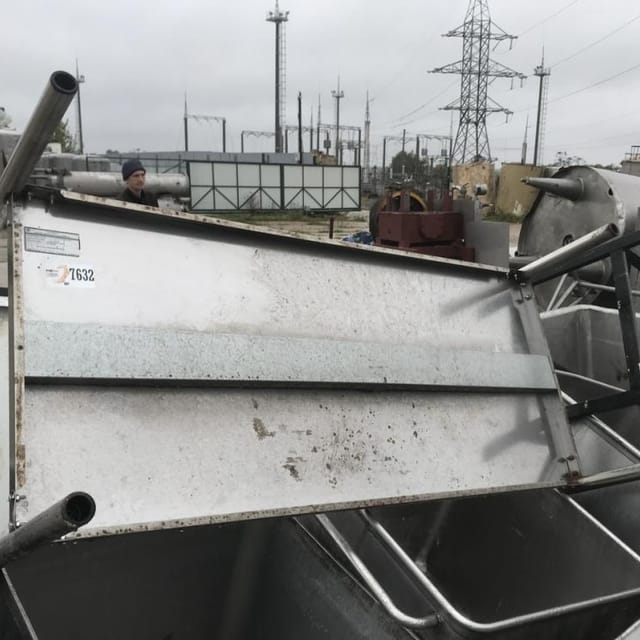 Стол маленький нерж. инв.7632