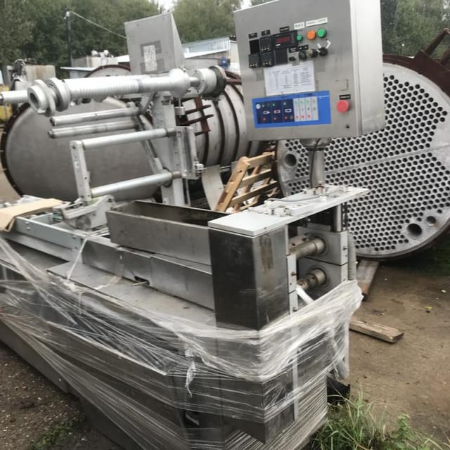 Горизонтальный упаковщик HOYER  инв.7638