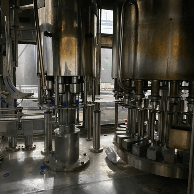 Линия розлива молока в ПЭТ-6000