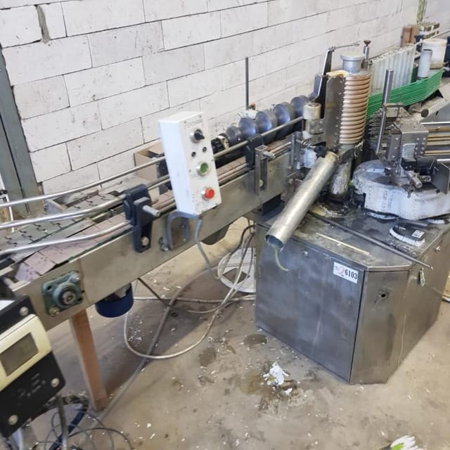 Этикетировочная линия