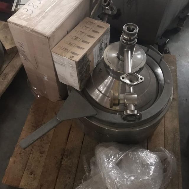 Сепаратор-сливкоотделитель Ж5-ОС2-НС 10куб/час инв.8027