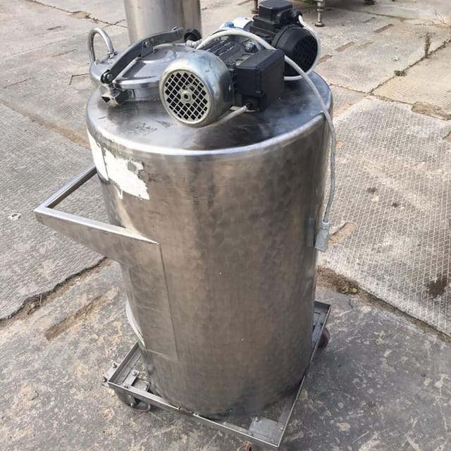 Емкость 200л инв.7209