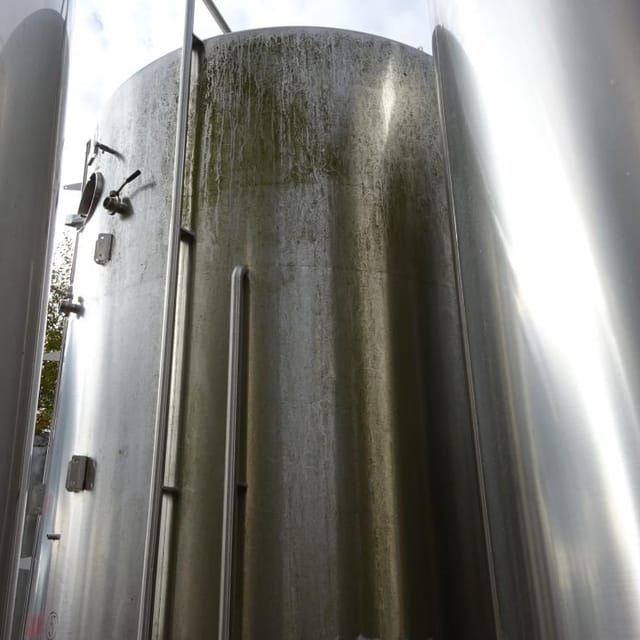 Емкость 25 куб.м. двухсекционная