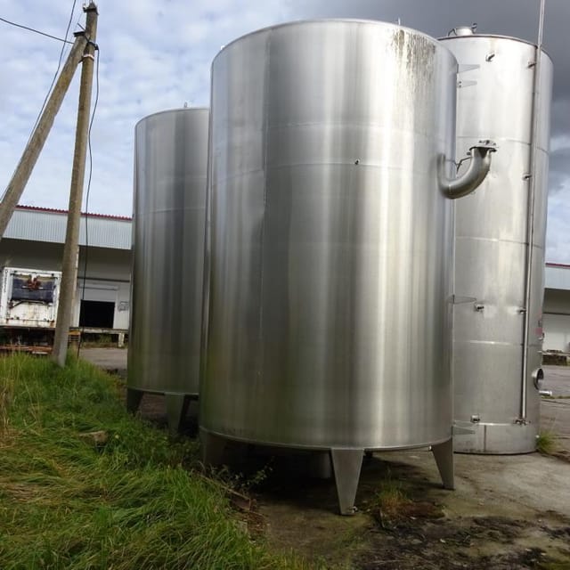 Емкость 25 куб.м. двухсекционная