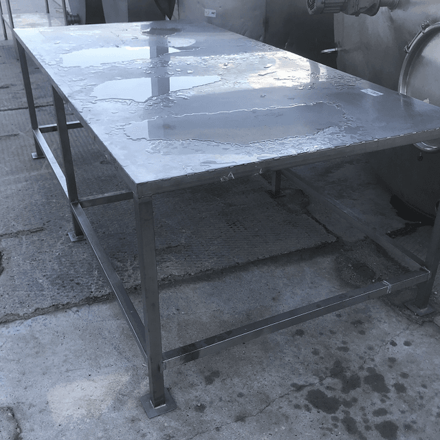 Стол большой нерж. длина 2,5м инв.7691