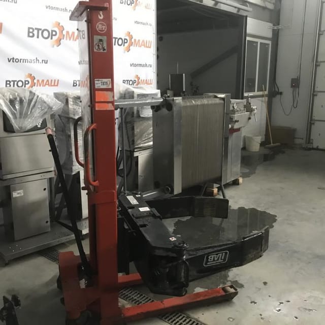 Подъемник кантователь инв.7879