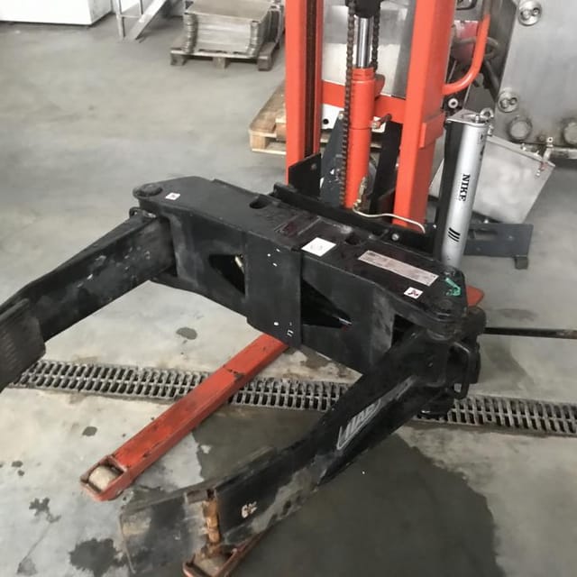 Подъемник кантователь инв.7879