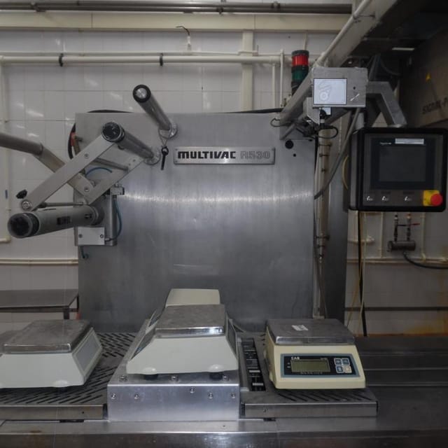 Термоформер MULTIVAC R530