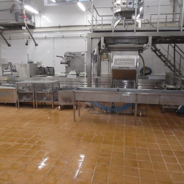 Термоформер MULTIVAC R530