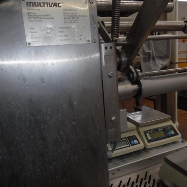 Термоформер MULTIVAC R530