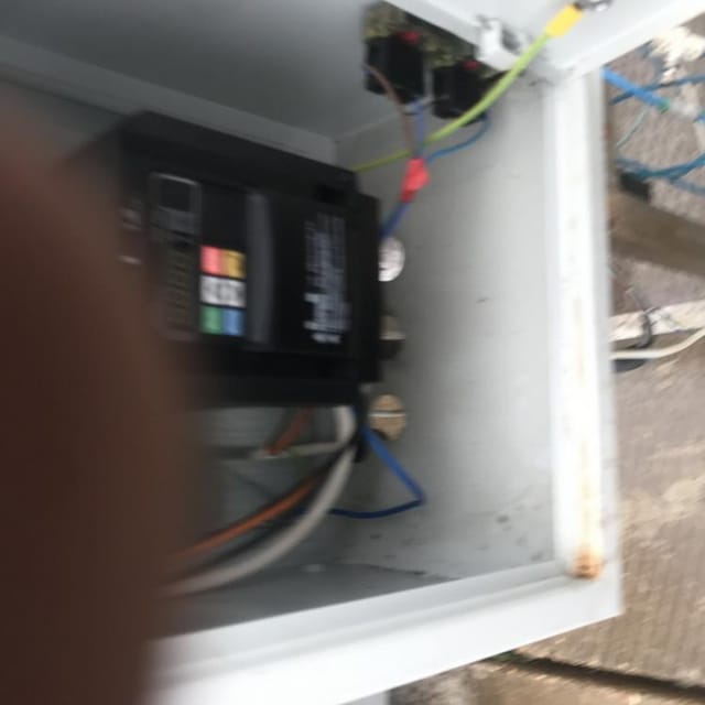 Розлив в ПЭТ 0,33 - укупор инв.7507