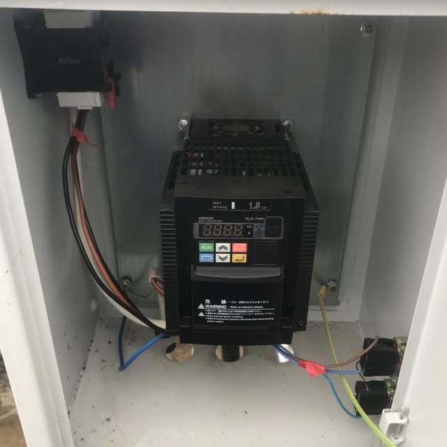 Розлив в ПЭТ 0,33 - укупор инв.7507