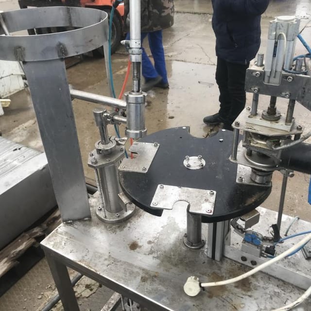 Розлив в ПЭТ 0,33 - укупор инв.7507