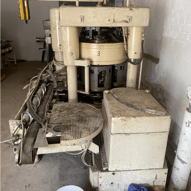 Рыбоперерабатывающее предприятие.