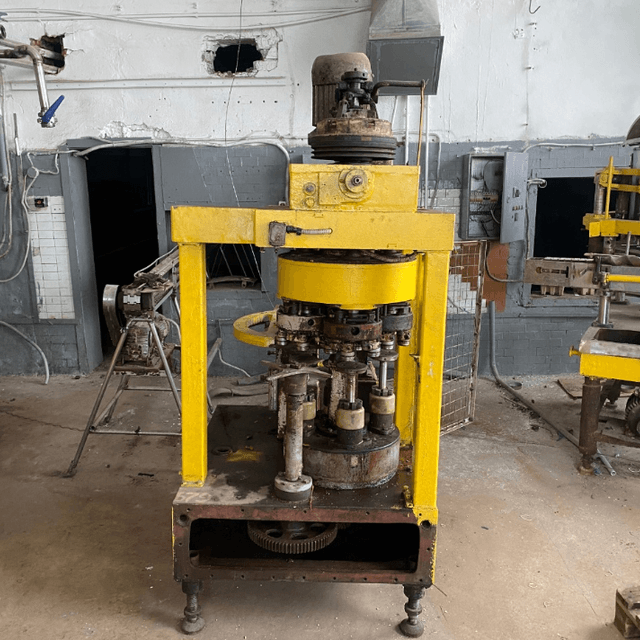 Рыбоперерабатывающее предприятие.