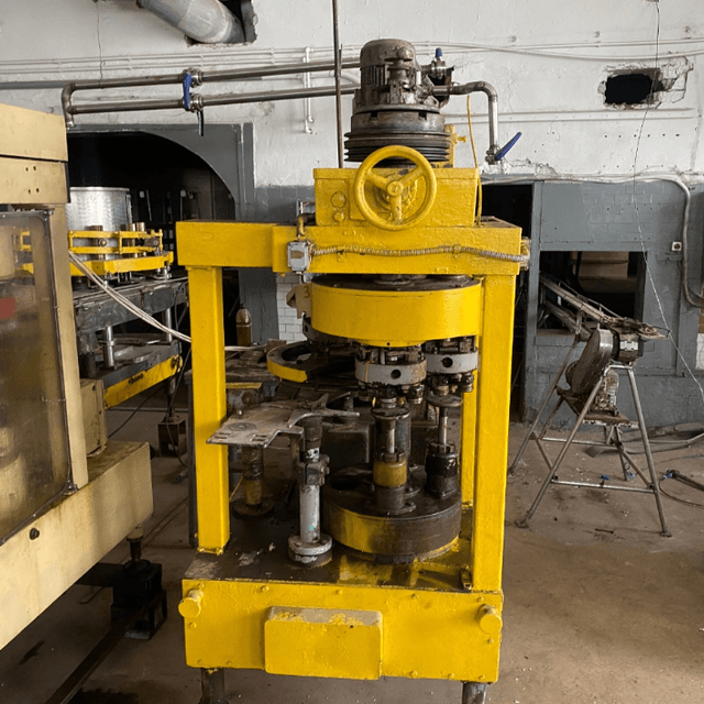 Рыбоперерабатывающее предприятие.