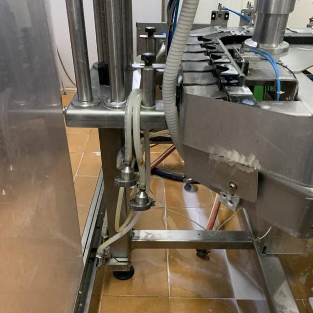 Линия розлива молока Форван инв.9010