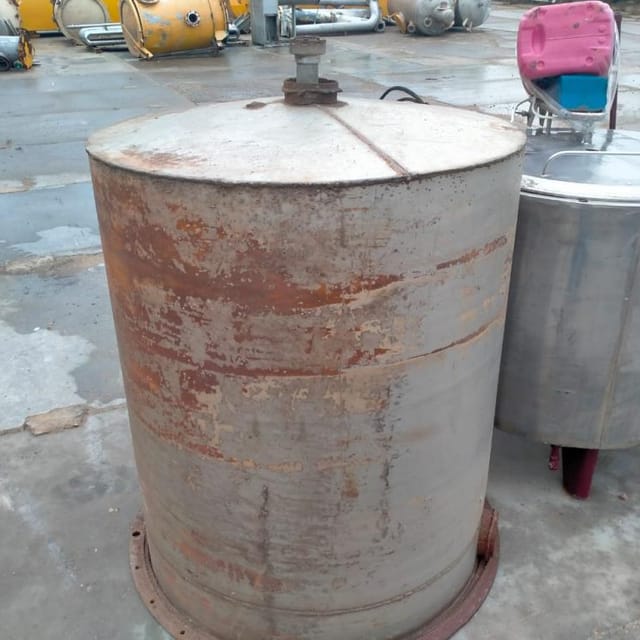 Емкость 1000л инв.7519