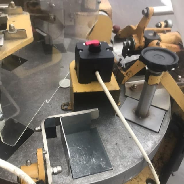 Фасовщик АРМ в брикет 180- 250гр.