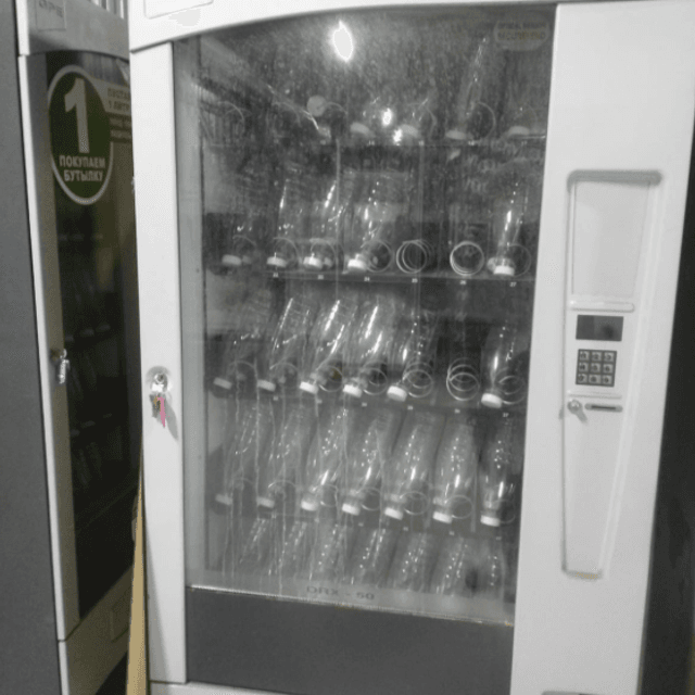 Молокомат с автоматом выдачи бутылок инв.7904