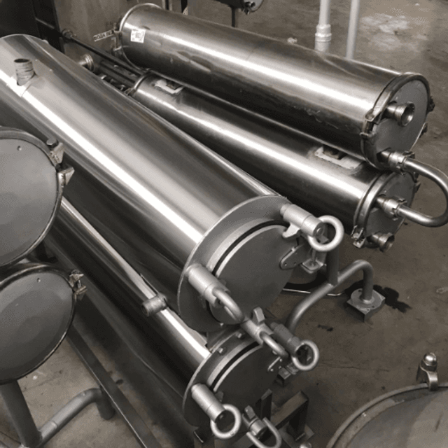 Теплообменник трубчатый 5тонн инв.8256