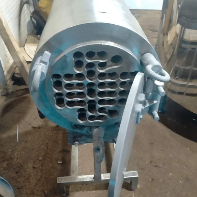 Трубчатый теплообменник 10 т. инв.7580