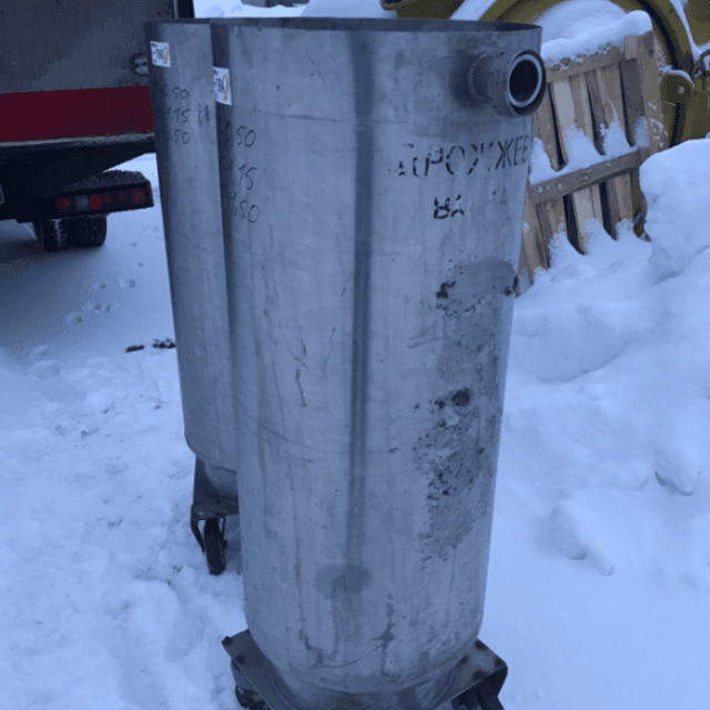 Емкость 200л на колесиках инв.7963