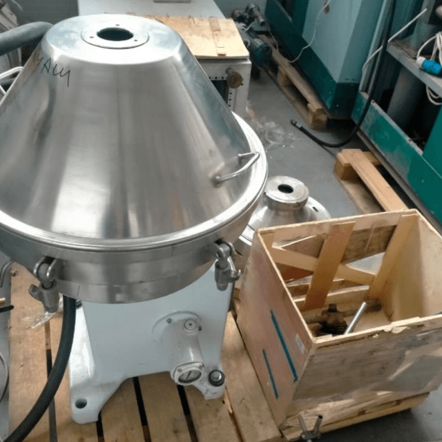 Сепаратор-молокочиститель марки А1-ОЦМ-5 инв.4355