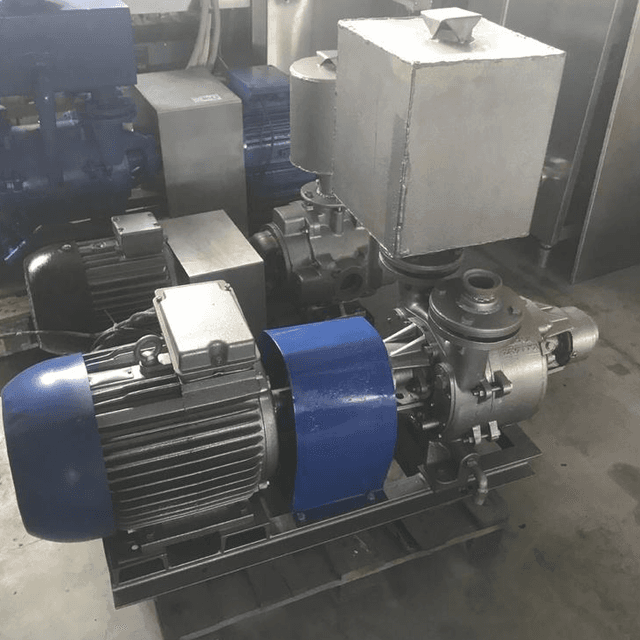 Насос вакуумный SIGMA 180 кубов для ВВУ инв.8030