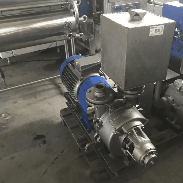 Насос вакуумный SIGMA 180 кубов для ВВУ инв.8030