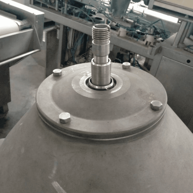 Сепаратор-сливкоотделитель ОСЦП-5 пр-во Молния инв.8033