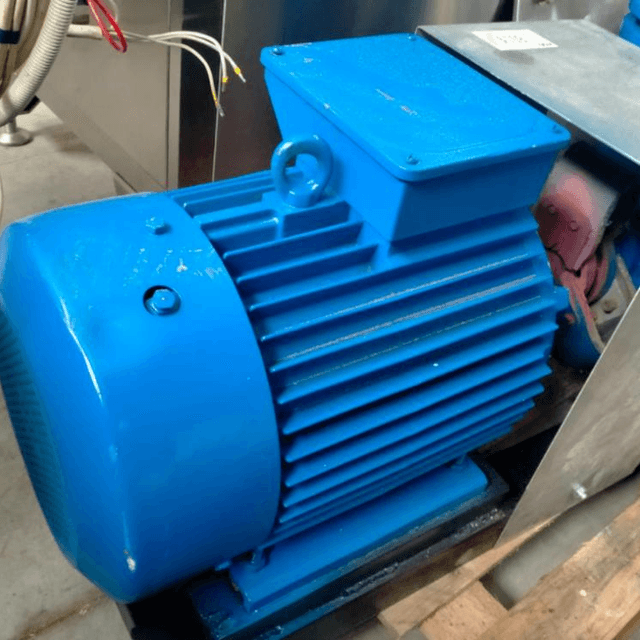 Насос вакуумный 350 куб инв.8014