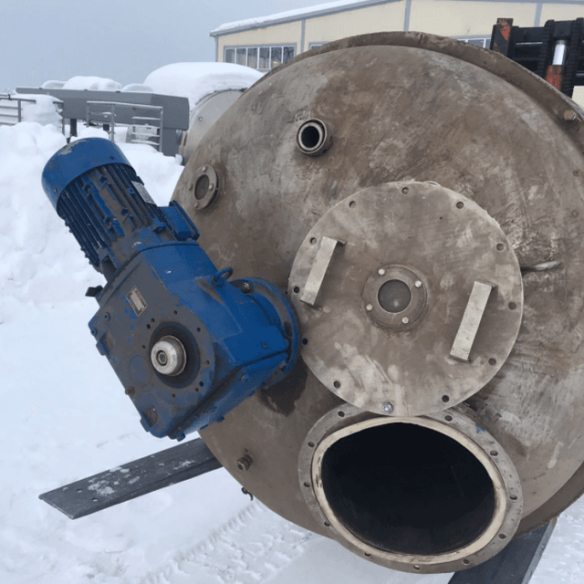 Реактор нерж. 2,2куб.м инв.7037