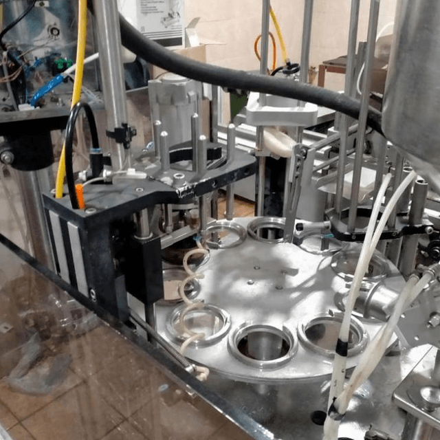 Фасовочный автомат в стаканчикТФ ПАСТ ПАК 2Р двухкарусельный  инв.9097