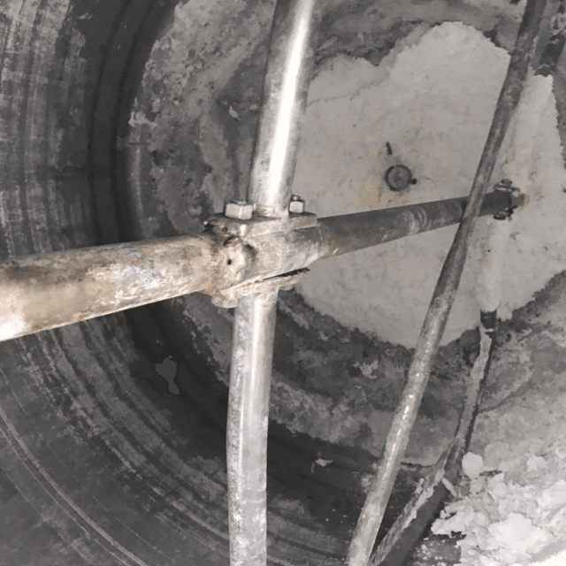 Емкость 2000л инв.7083