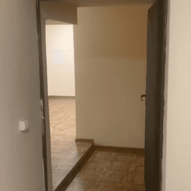 Помещение свободного назначения 35 м2 на  Дербеневке.