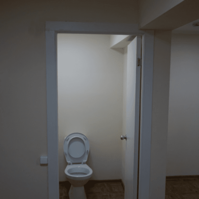 Помещение свободного назначения 35 м2 на  Дербеневке.