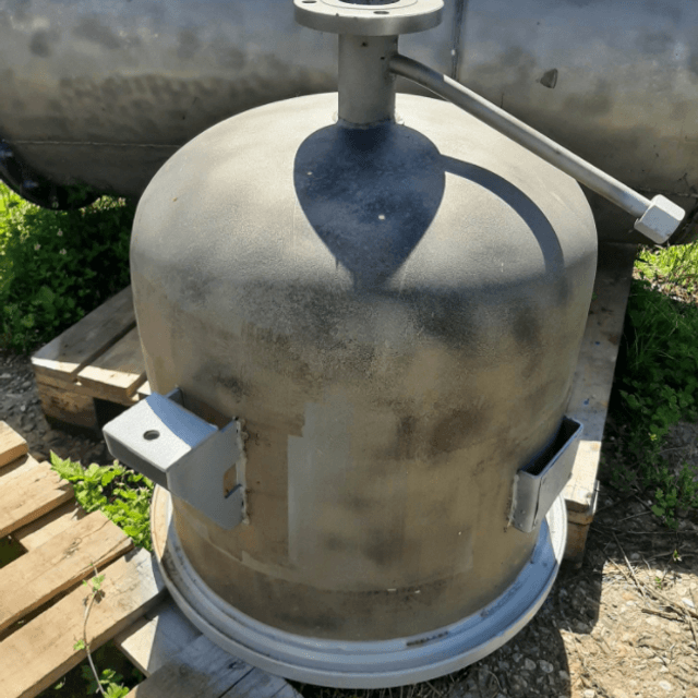 Емкость объемом 80 л