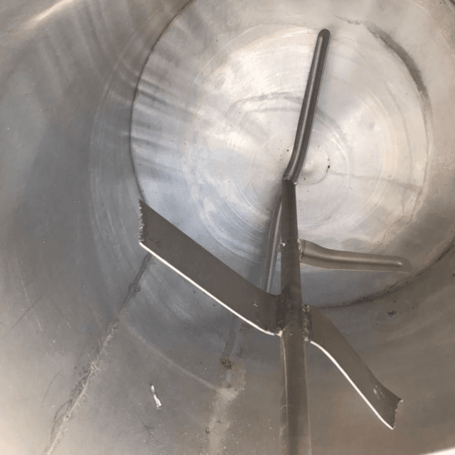 Емкость 1000 литров с черной рубашкой инв.7489