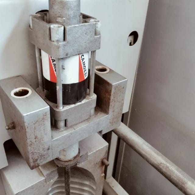 Полуавтомат выдува со станцией разогрева ВПМ-8 инв.1624