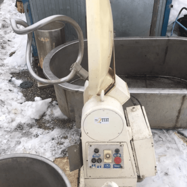 Тестомесильная машина МБТМ-200 инв.7737