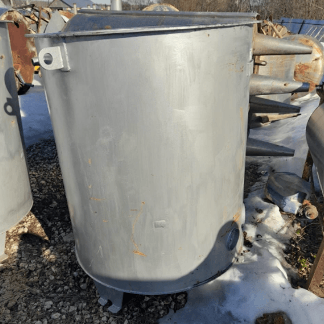 Емкость 700л  инв.7426